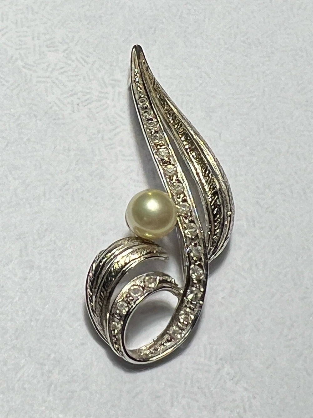 Vintage Pearl and Crystal Sterling Silver Swirl Brooch - Pearl Accent